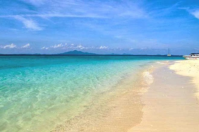 Private Phi Phi Sunrise Tour by Speed Boat