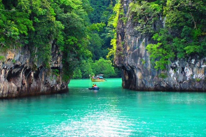 Private Speedboat Charters Phi Phi + James Bond Islands