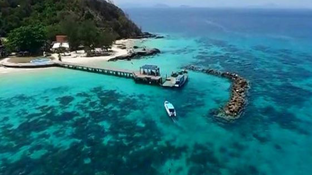 Private Raya Coral Islands by Catamaran Yacht