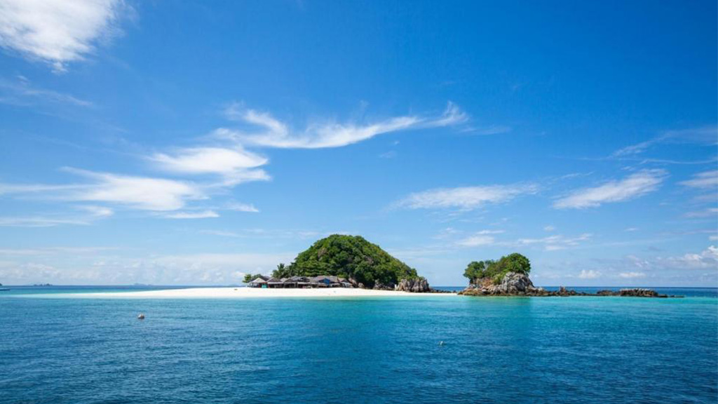 Private Khai  Islands Catamaran Yacht