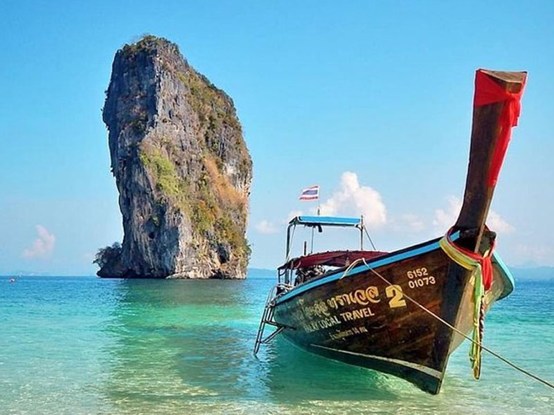 Krabi 4 Island Tour by long tail Boat from Krabi