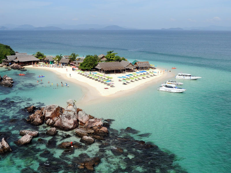 Half Day Tour to Khai Island by Speed Boat