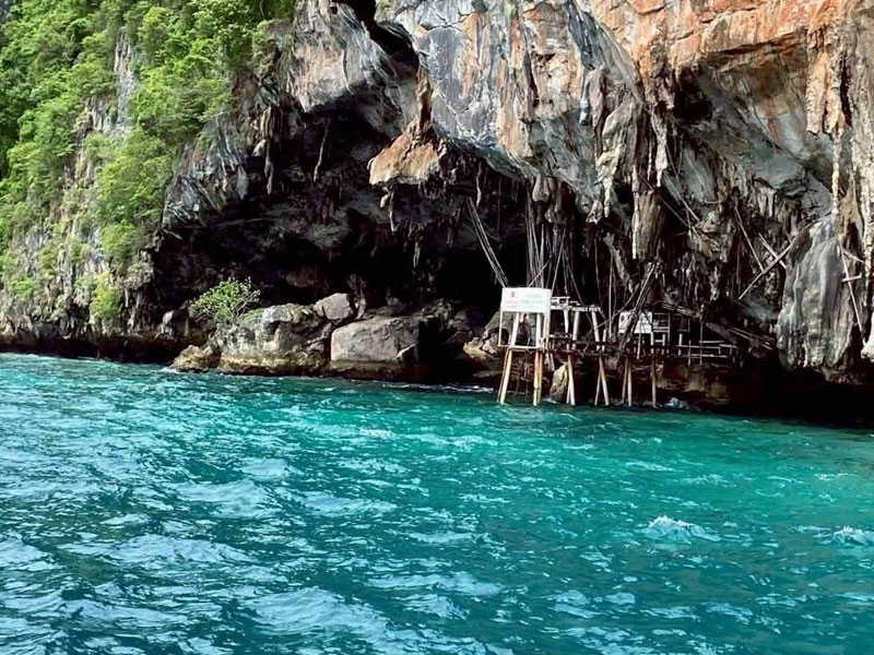 Phi Phi & Bamboo Island Tour
