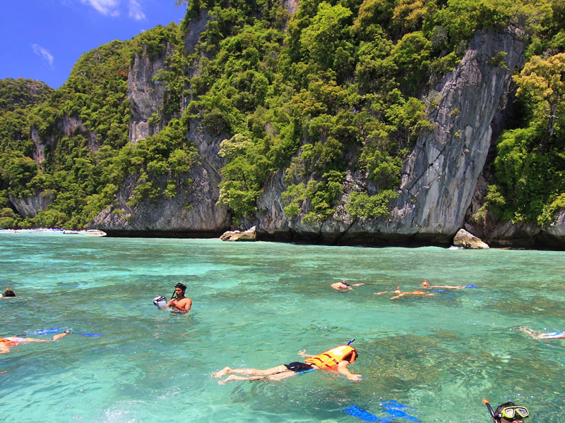 Phi Phi & Bamboo Island Tour