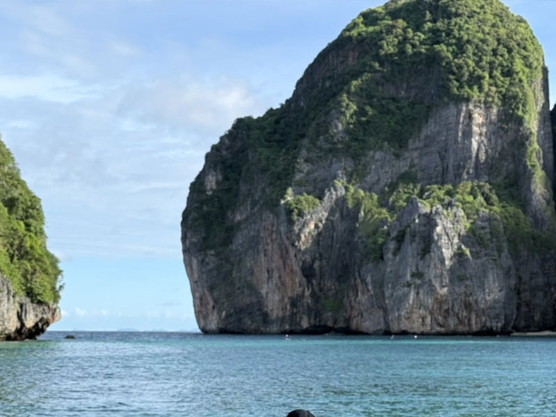 Phi Phi Sunrise Tour by Speed Boat