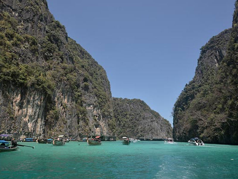 Phi Phi Sunrise Tour by Speed Boat
