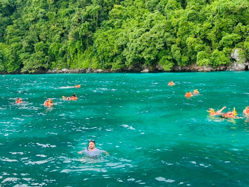 Private Speed Boat to  Raya Islands