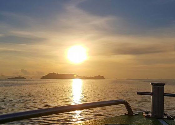 Private Speed Boat Charter James Bond Sunrise Tour